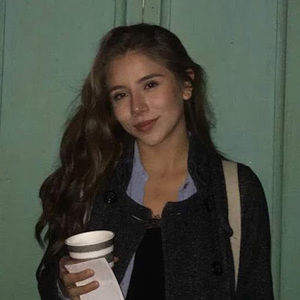 Meet your Posher, Stephanie